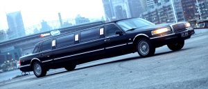 Victoria_10_Lincoln_Royale_Limousine