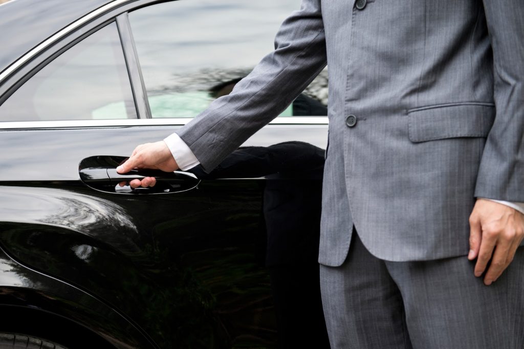 Chauffeur services in Dubai 