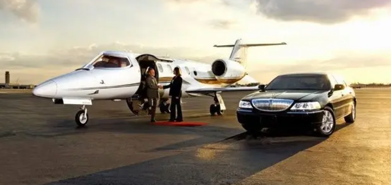 Airport Limo Services in Dubai