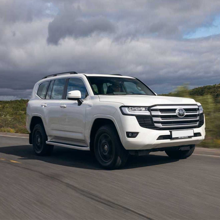 Toyota Land Cruiser limo rental UAE service